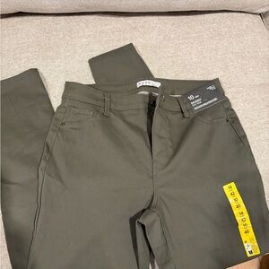 Primark Olive Green Skinny Mid-Rise Pants